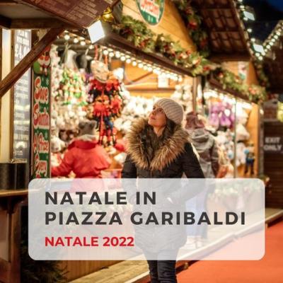 Mostra mercato Natale in piazza Garibaldi a Castelfranco Emilia foto 